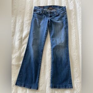 Lucky Jeans